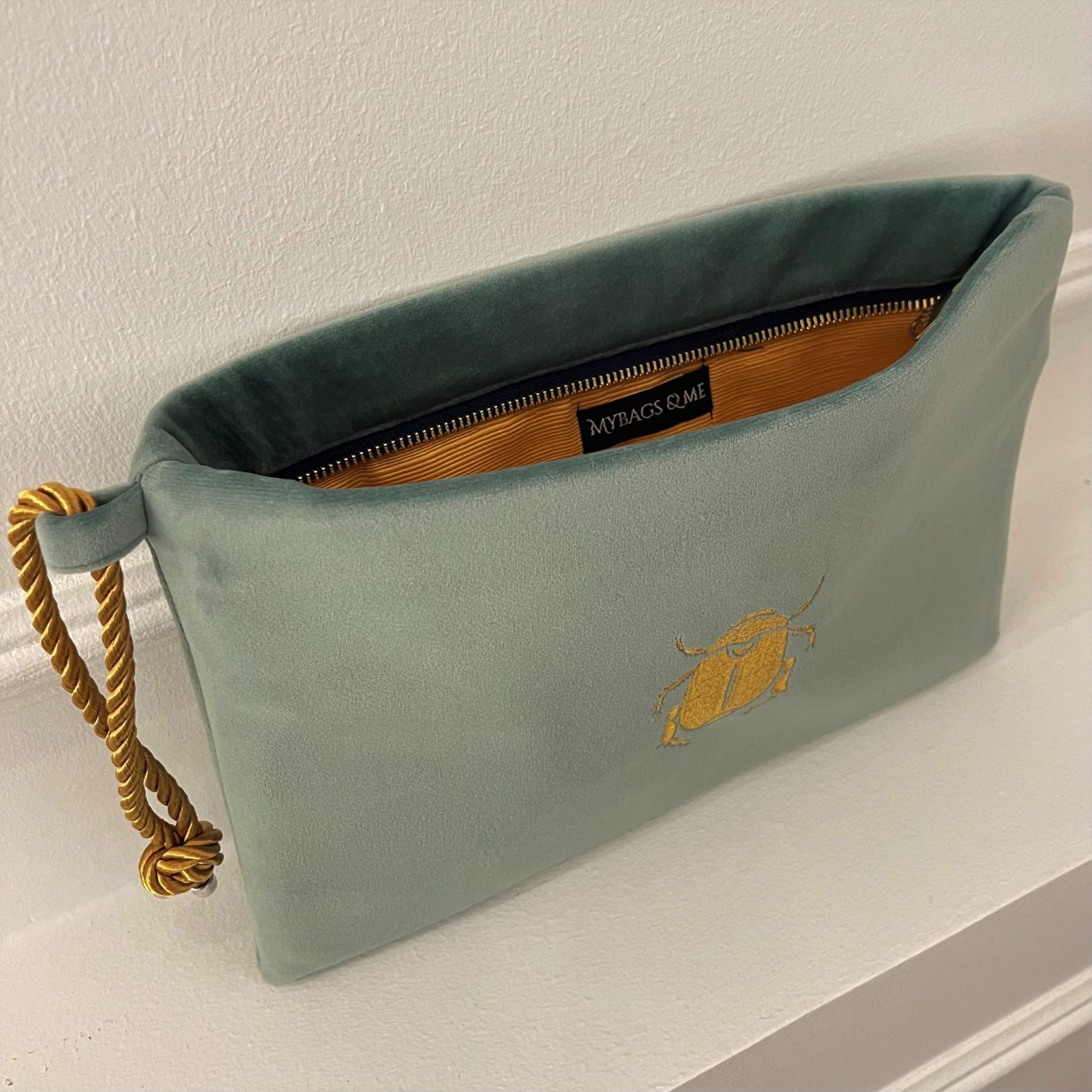 Clutch Terciopelo Verde agua